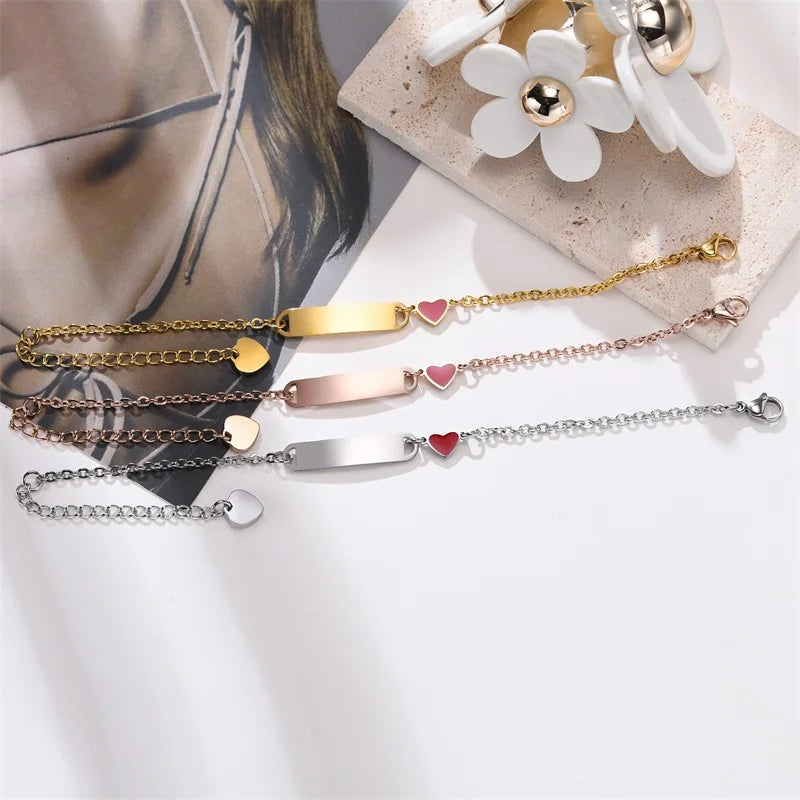 Bracelet Bébé Personnalisé avec Prénom – Plaqué Or 14K – Cadeau de Naissance Garçon ou Fille LDXdesign07
