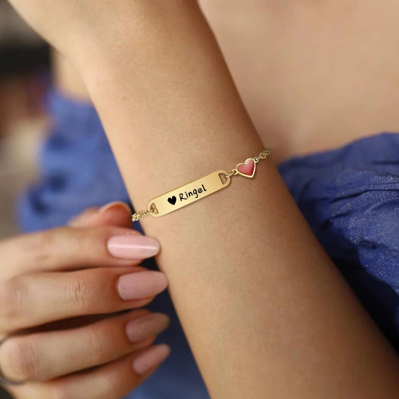 Bracelet Bébé Personnalisé avec Prénom – Plaqué Or 14K – Cadeau de Naissance Garçon ou Fille LDXdesign07