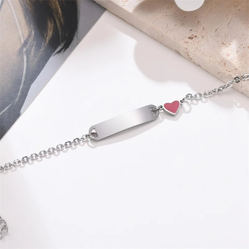 Bracelet Bébé Personnalisé avec Prénom – Plaqué Or 14K – Cadeau de Naissance Garçon ou Fille LDXdesign07