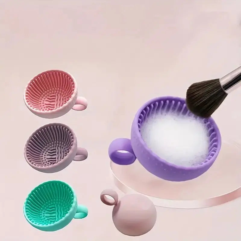 QuickClean – Nettoyeur de Pinceaux Maquillage en Silicone Antidérapant | Nettoyage Profond Facile &amp; Efficace